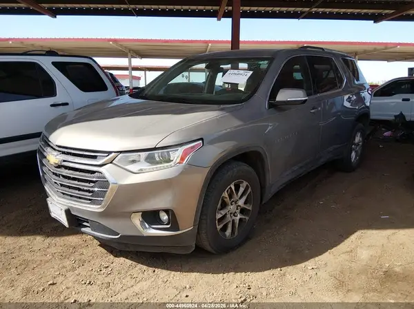 1GNERGKW8JJ109685 2018 CHEVROLET TRAVERSE - Image 2