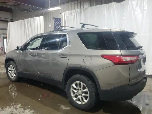 1GNERGKW8JJ112425 2018 CHEVROLET TRAVERSE - Image 2