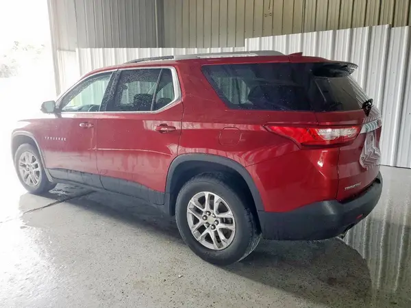 1GNERGKW8JJ134960 2018 CHEVROLET TRAVERSE - Image 2