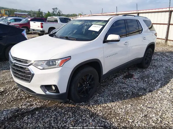 1GNERGKW8JJ142444 2018 CHEVROLET TRAVERSE - Image 2