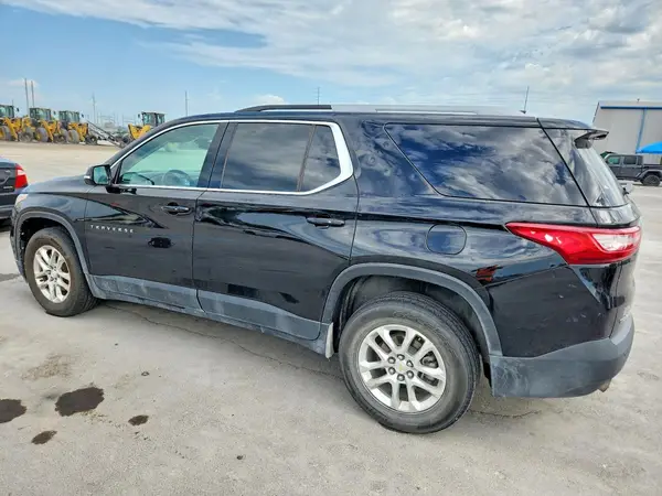 1GNERGKW8JJ146929 2018 CHEVROLET TRAVERSE - Image 2