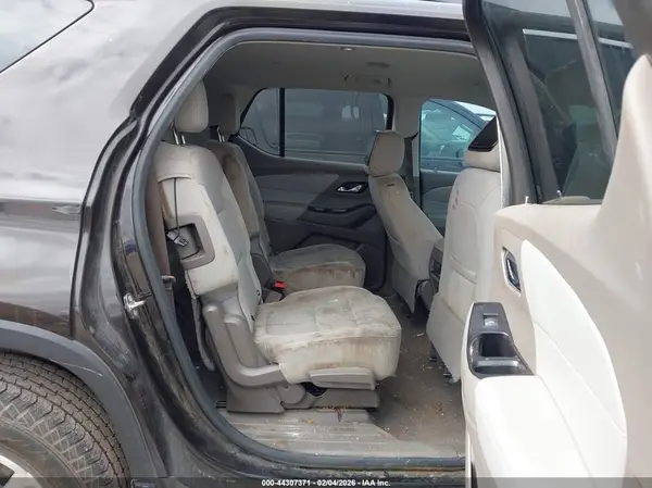 1GNERGKW8JJ168784 2018 CHEVROLET TRAVERSE - Image 8