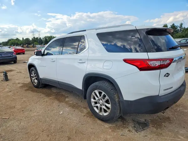 1GNERGKW8JJ180773 2018 CHEVROLET TRAVERSE - Image 2