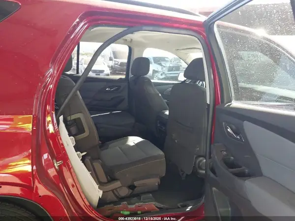 1GNERGKW8JJ202268 2018 CHEVROLET TRAVERSE - Image 8