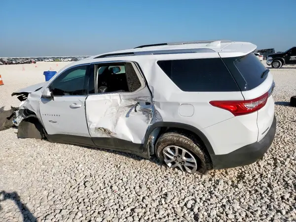 1GNERGKW8JJ224612 2018 CHEVROLET TRAVERSE - Image 2