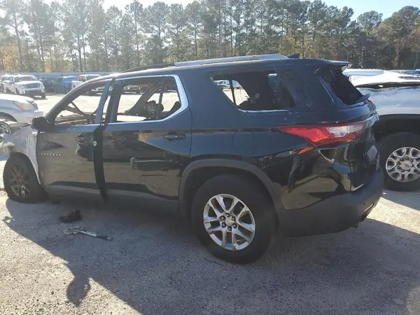 1GNERGKW8JJ276418 2018 CHEVROLET TRAVERSE - Image 2