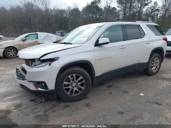 1GNERGKW8JJ279285 2018 CHEVROLET TRAVERSE - Image 2