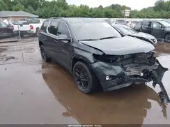 1GNERGKW8KJ115598 2019 CHEVROLET TRAVERSE