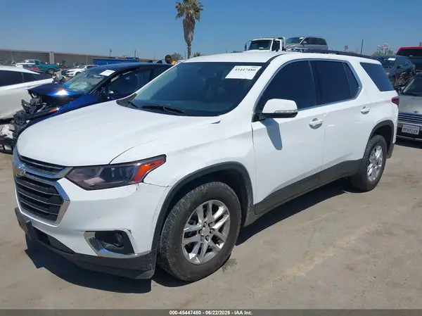 1GNERGKW8KJ117402 2019 CHEVROLET TRAVERSE - Image 2