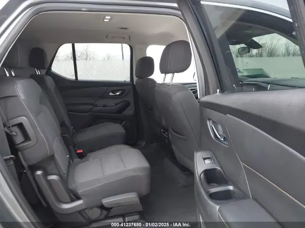 1GNERGKW8KJ137455 2019 CHEVROLET TRAVERSE - Image 8