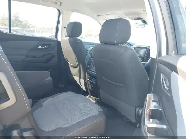1GNERGKW8KJ155406 2019 CHEVROLET TRAVERSE - Image 8