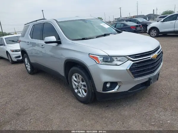 1GNERGKW8KJ155843 2019 CHEVROLET TRAVERSE - Image 1