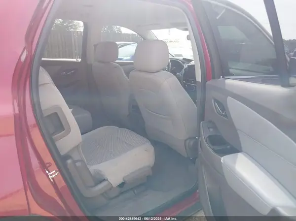 1GNERGKW8KJ224370 2019 CHEVROLET TRAVERSE - Image 8