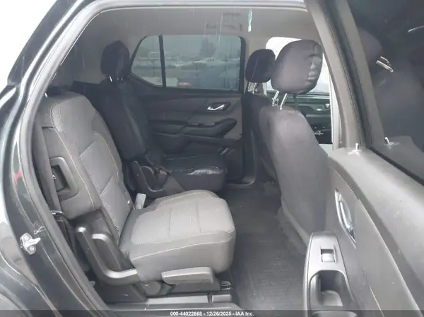1GNERGKW8KJ276100 2019 CHEVROLET TRAVERSE - Image 8