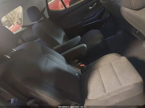 1GNERGKW8KJ307054 2019 CHEVROLET TRAVERSE - Image 8