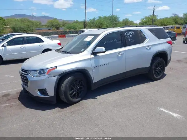 1GNERGKW8KJ312786 2019 CHEVROLET TRAVERSE - Image 2