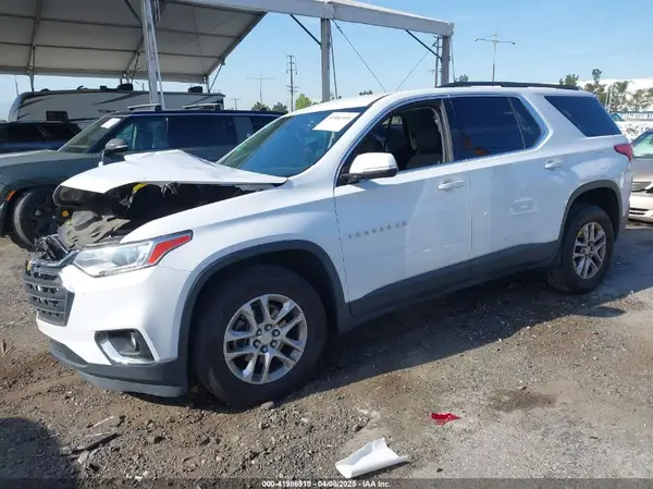 1GNERGKW8LJ220868 2020 CHEVROLET TRAVERSE - Image 2