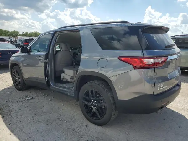 1GNERGKW8MJ100005 2021 CHEVROLET TRAVERSE - Image 2