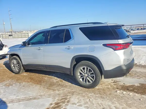1GNERGKW8NJ109868 2022 CHEVROLET TRAVERSE - Image 2