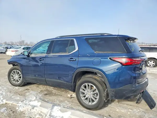 1GNERGKW8PJ101627 2023 CHEVROLET TRAVERSE - Image 2