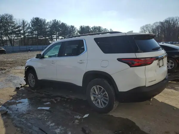 1GNERGKW8PJ271308 2023 CHEVROLET TRAVERSE - Image 2
