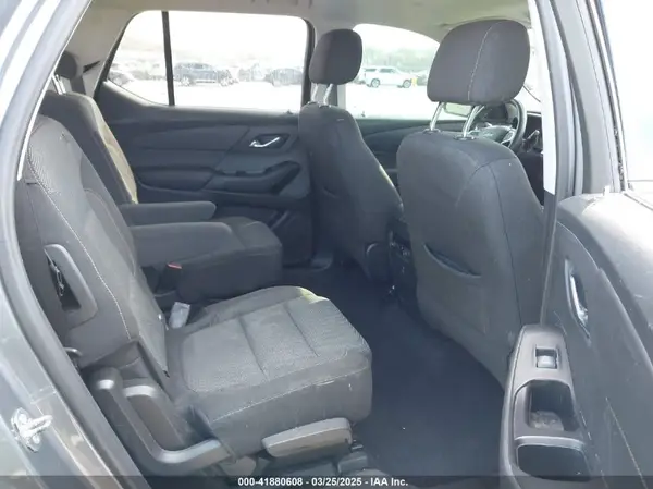 1GNERGKW9JJ216082 2018 CHEVROLET TRAVERSE - Image 8