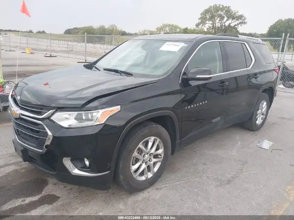 1GNERGKW9JJ226630 2018 CHEVROLET TRAVERSE - Image 2