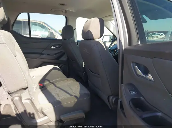 1GNERGKW9JJ258784 2018 CHEVROLET TRAVERSE - Image 8