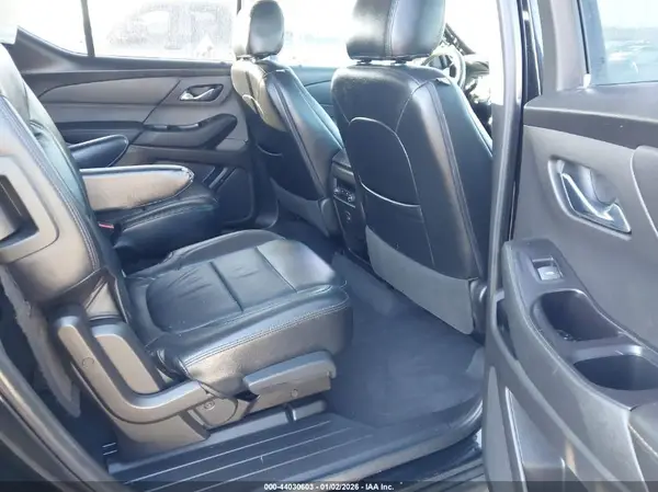 1GNERGKW9JJ263239 2018 CHEVROLET TRAVERSE - Image 8