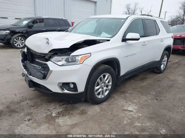 1GNERGKW9JJ275388 2018 CHEVROLET TRAVERSE - Image 2