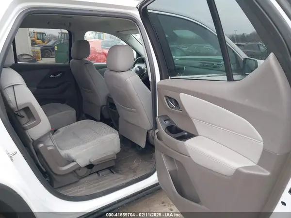 1GNERGKW9JJ275388 2018 CHEVROLET TRAVERSE - Image 8