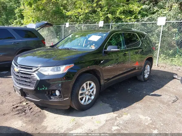 1GNERGKW9JJ278310 2018 CHEVROLET TRAVERSE - Image 2