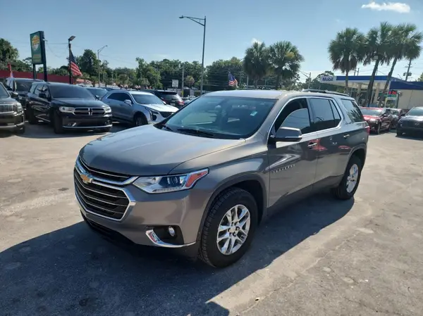 1GNERGKW9KJ105548 2019 CHEVROLET TRAVERSE - Image 2
