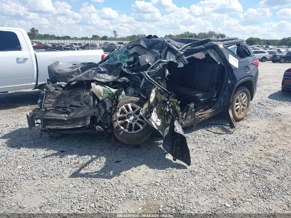 1GNERGKW9KJ124066 2019 CHEVROLET TRAVERSE - Image 2