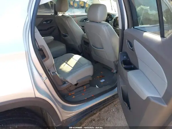 1GNERGKW9KJ126769 2019 CHEVROLET TRAVERSE - Image 8