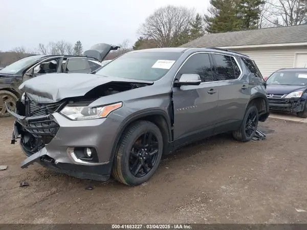 1GNERGKW9KJ276624 2019 CHEVROLET TRAVERSE - Image 2