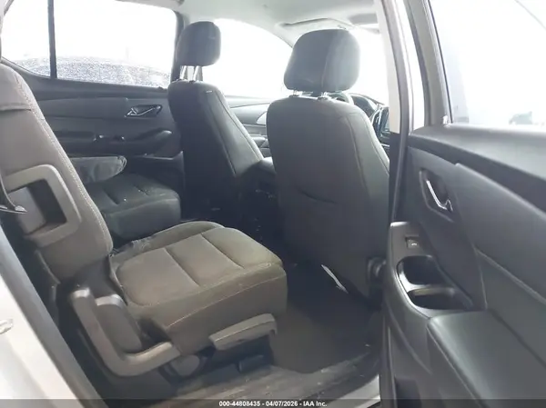 1GNERGKW9KJ300985 2019 CHEVROLET TRAVERSE - Image 8