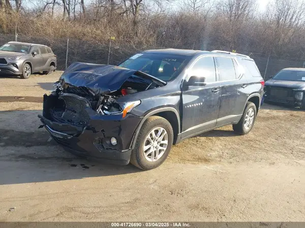 1GNERGKW9LJ151852 2020 CHEVROLET TRAVERSE - Image 2