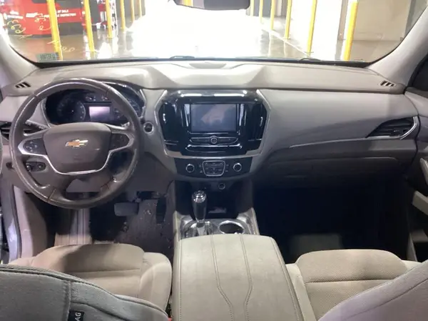 1GNERGKW9LJ260568 2020 CHEVROLET TRAVERSE - Image 8