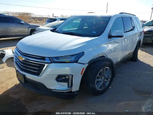 1GNERGKW9NJ159582 2022 CHEVROLET TRAVERSE - Image 2
