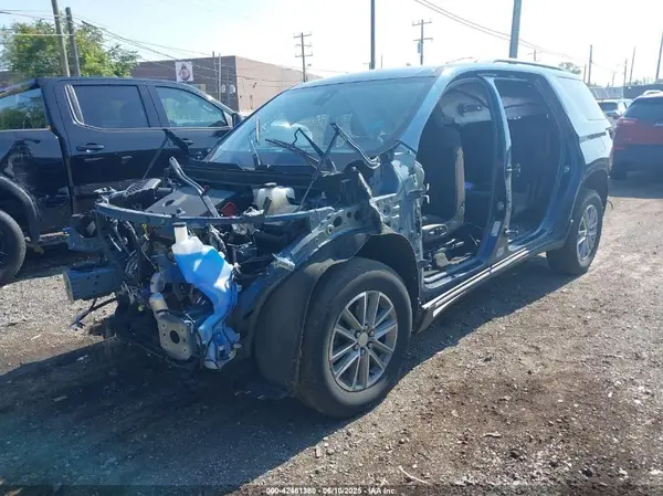 1GNERGKW9PJ255392 2023 CHEVROLET TRAVERSE - Image 2