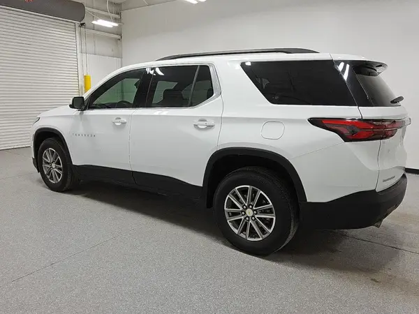 1GNERGKW9PJ340653 2023 CHEVROLET TRAVERSE - Image 2
