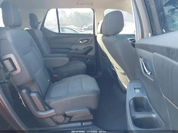 1GNERGKWXJJ124205 2018 CHEVROLET TRAVERSE - Image 8