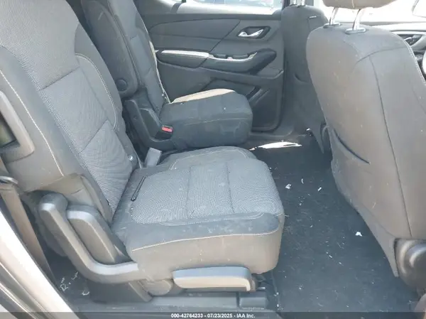 1GNERGKWXJJ128111 2018 CHEVROLET TRAVERSE - Image 8