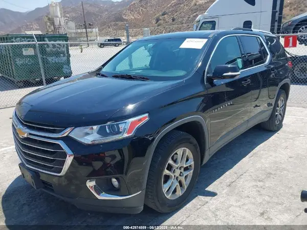 1GNERGKWXJJ152991 2018 CHEVROLET TRAVERSE - Image 2