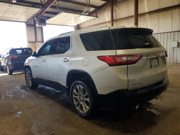 1GNERGKWXJJ182136 2018 CHEVROLET TRAVERSE - Image 2