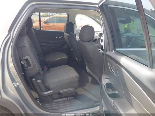 1GNERGKWXJJ244571 2018 CHEVROLET TRAVERSE - Image 8
