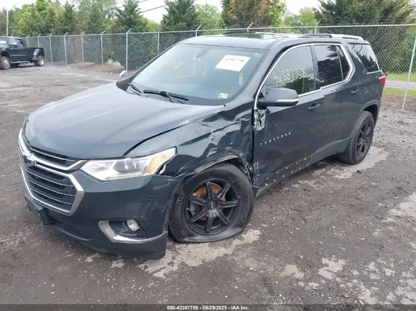 1GNERGKWXJJ258244 2018 CHEVROLET TRAVERSE - Image 2
