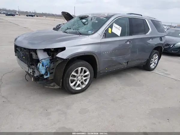 1GNERGKWXJJ258616 2018 CHEVROLET TRAVERSE - Image 2