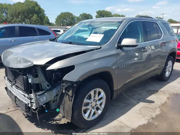 1GNERGKWXJJ266604 2018 CHEVROLET TRAVERSE - Image 2